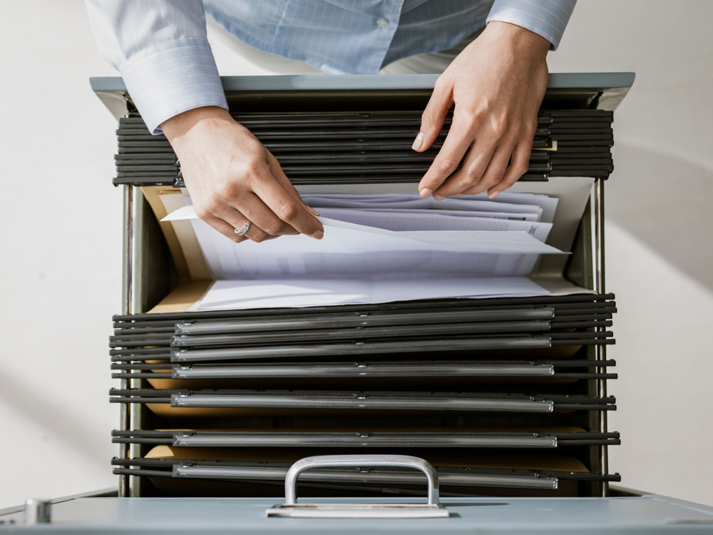 NY Employers: New Personnel File Law Effective November 8, 2026
